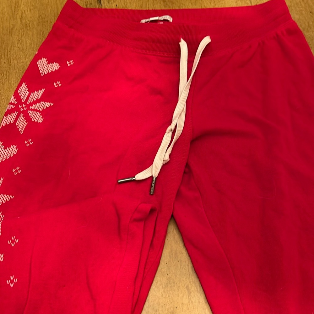 P. J. Salvage red lounge pants.
